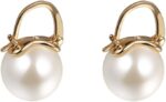 Gold pearl earrings